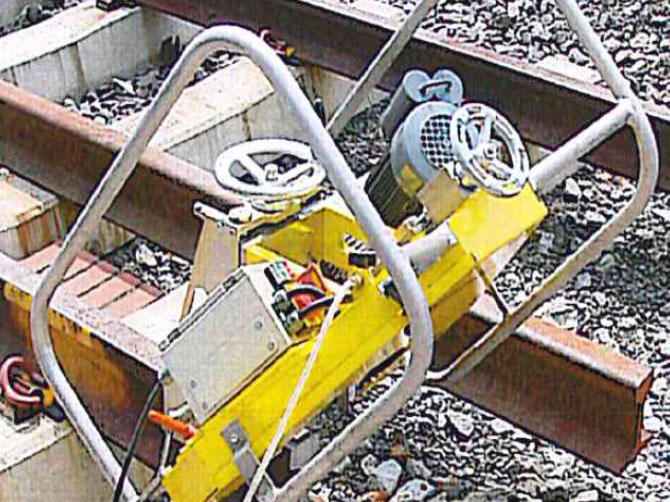 BANCE Rail Band Saw